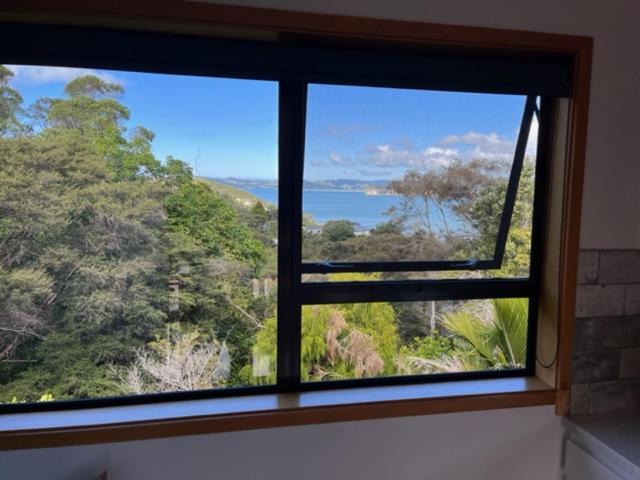 Treetops Cottage At The Castle Whitianga Extérieur photo